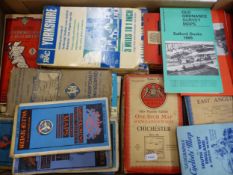 A quantity of assorted vintage maps (1 tray).