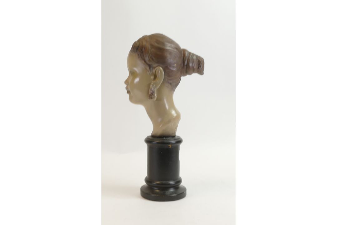 Mid-century plaster bust depicting a young woman, on a wooden plinth, marked Reg-887566 o the back - Image 3 of 6