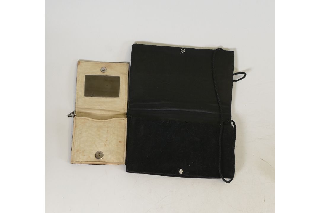 Vintage 10950/60's Evening Clutch Bag featuring silver zardozi embroidery floral patterned front - Image 3 of 3
