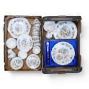 Aynsley Pembroke pattern part tea and dinner set to include six dinner plates, cake plates, six
