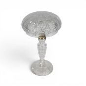 Vintage cut crystal glass Art Deco table lamp, with cut crystal glass shade, featuring intricate cut