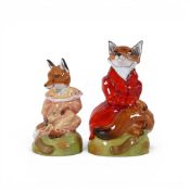 Royale Stratford hand-painted comical model of Mr & Mrs Fox in hunting dress. (Tallest: 19.5cm) (2)