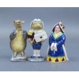 Beswick, Alice in Wonderland Series figurines to include Queen of Hearts, Frog Footman and Mock