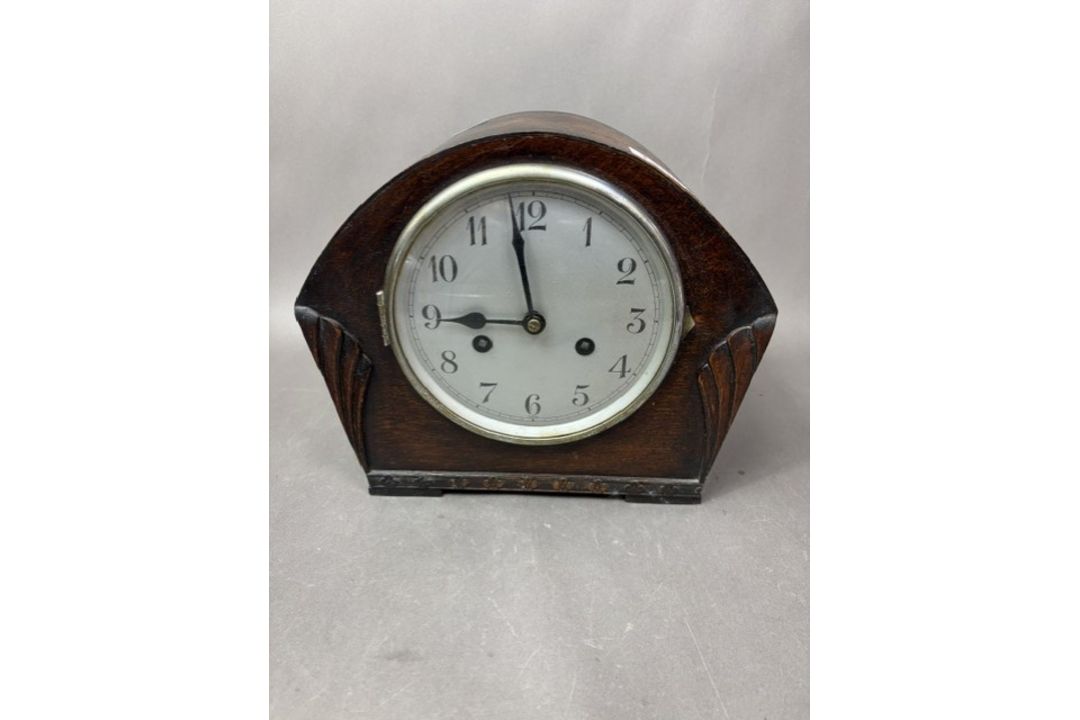 Oak cased late Art Deco period mechanical mantle clock, key and pendulum present, width 26cm. - Image 1 of 3