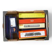 A collection of 00 Gauge EMPTY Boxes for locomotives by various manufactures including Bachmann