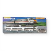 Hornby OO gauge InterCity 225 electric train set, with locomotives, passenger carriages and rail