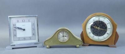 Bentima 8-day Art Deco table clock, made of chrome-plated metal, together with brass Napoleon hat