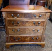 Mahogany chest of 4 drawers, 62cm W, 39cm D, and 60cm H.