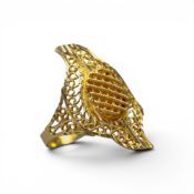 22ct gold Asian / middle Eastern ring size P, 4.11g.