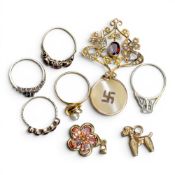 Good collection of 9ct and above gold and gem set jewellery including rings, pendants, charm &