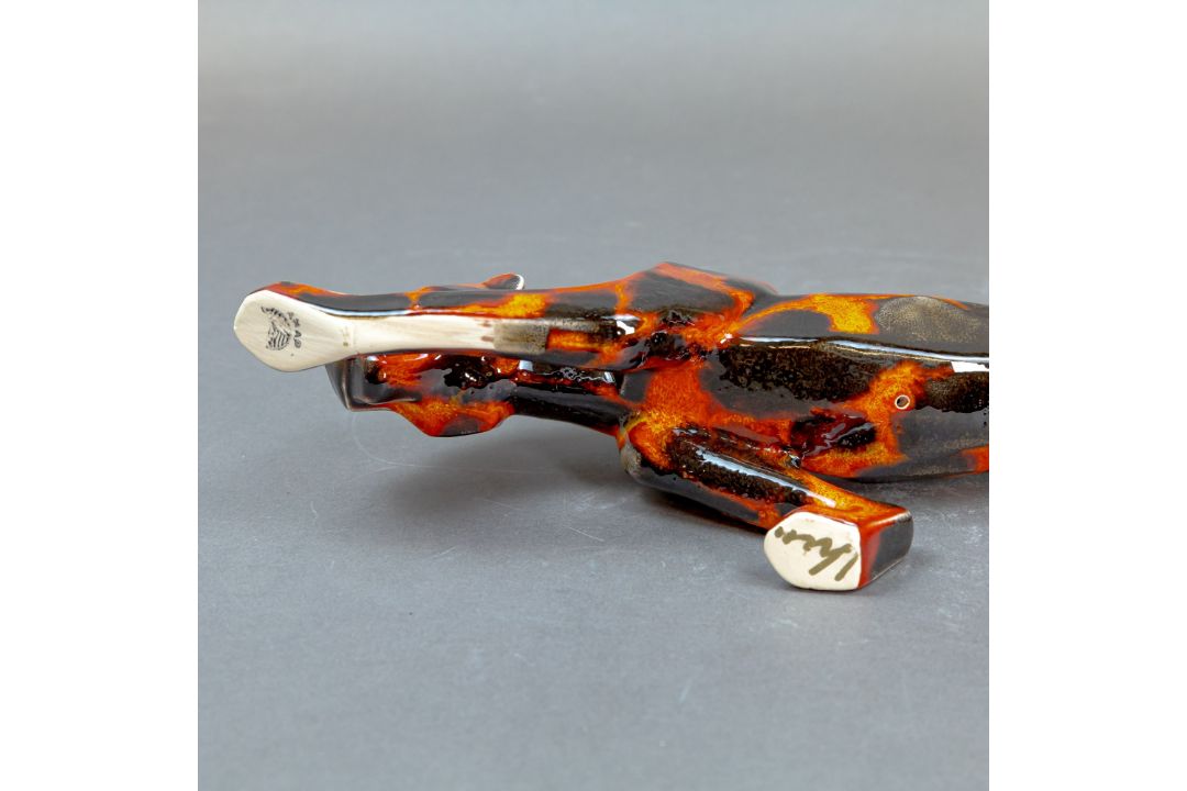 Anita Harris model of a Hot Coals Panther L41cm. Gold signed. - Image 6 of 7
