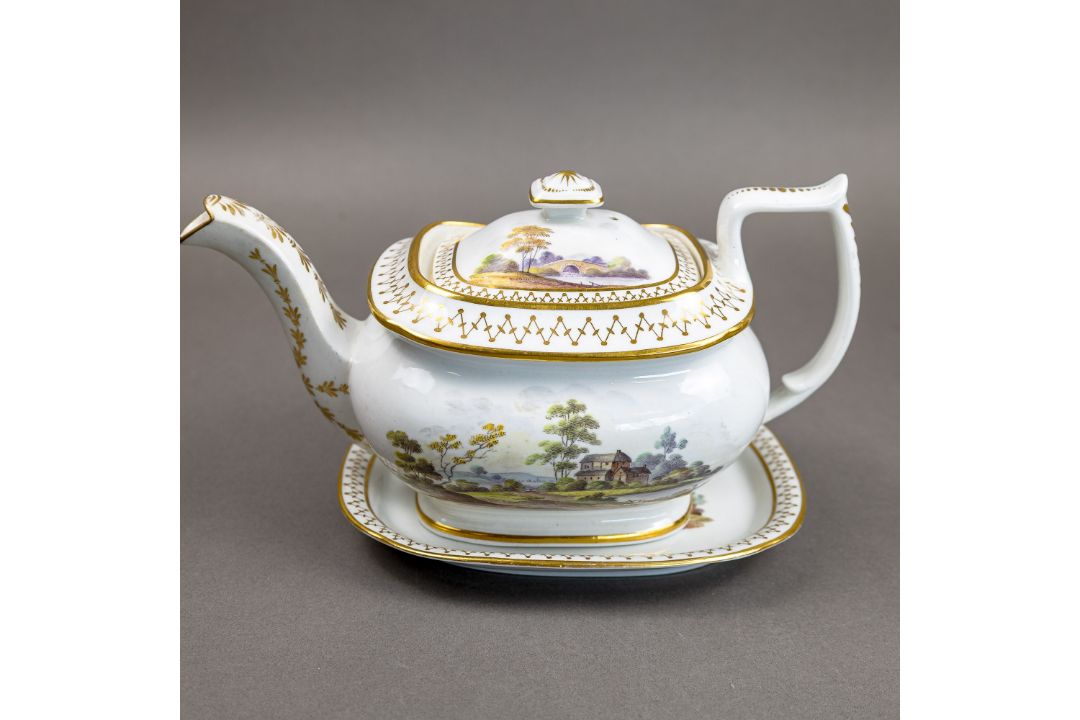 Late 18th/early 19th century porcelain teapots, of various body shapes, matching lids and five - Image 2 of 7
