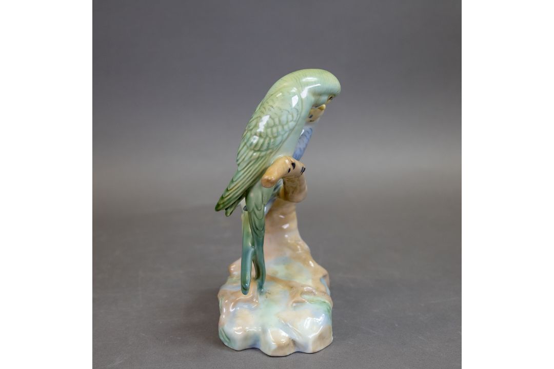 Wade underglaze model of a pair of Budgerigars by Faust Lang, dated 1939. (H: 19.5cm) - Image 5 of 6