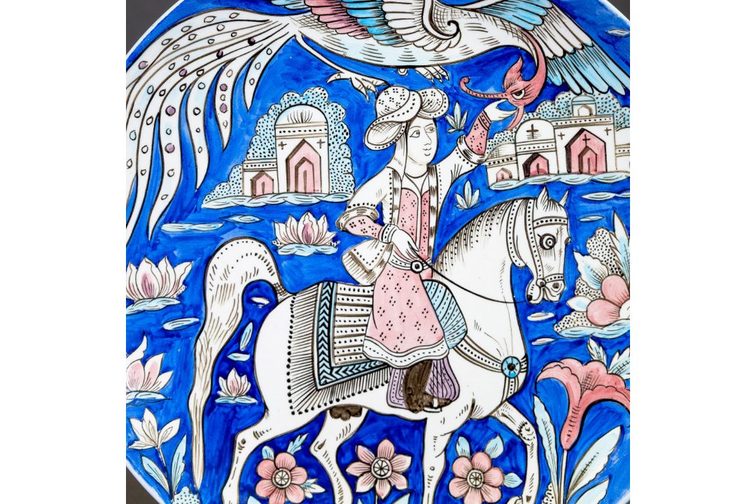 Wade prototype charger, decorated in a Persian/middle eastern style with a figure on horse back with - Image 4 of 7