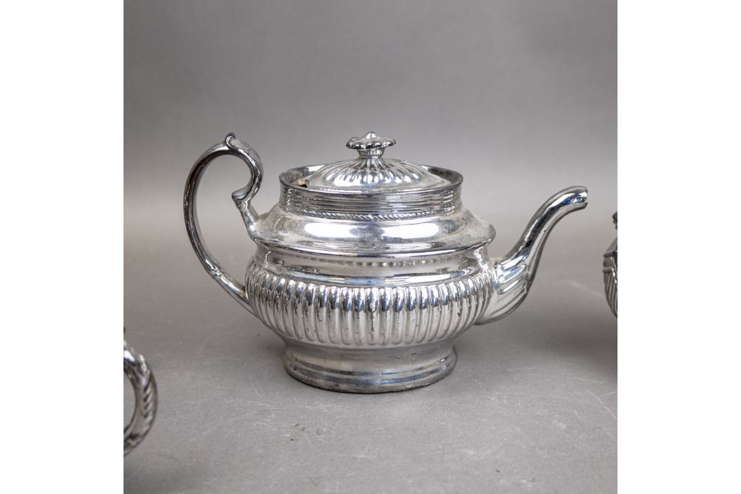 Late 19th/early 20th century ceramic chrome Lustre glaze tea pot, covered hexagonal, fluted sugar - Image 8 of 10