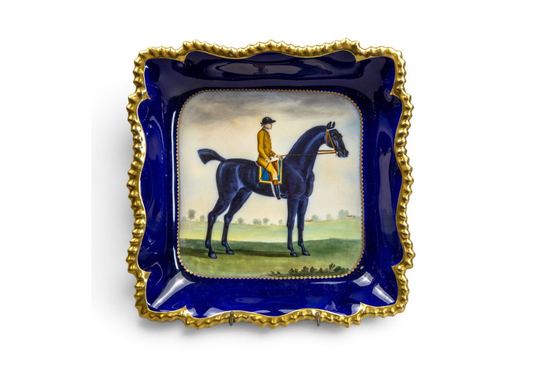 Royal Worcester square bowl depicting a race horse and jockey, by artist Harry Davis, cobalt blue - Image 1 of 8