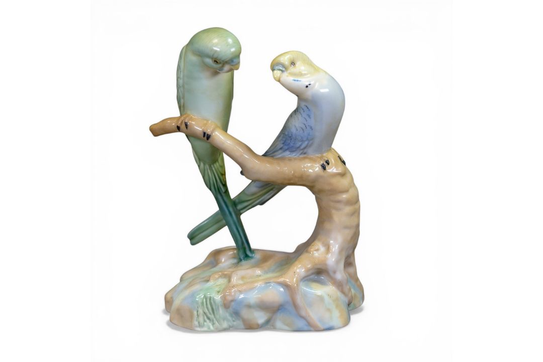 Wade underglaze model of a pair of Budgerigars by Faust Lang, dated 1939. (H: 19.5cm) - Image 1 of 6