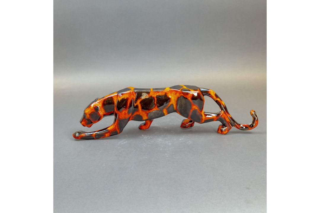 Anita Harris model of a Hot Coals Panther L41cm. Gold signed. - Image 2 of 7