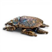 9ct hallmarked gold large size scarab beetle brooch with some blue coloured lifelike decoration,