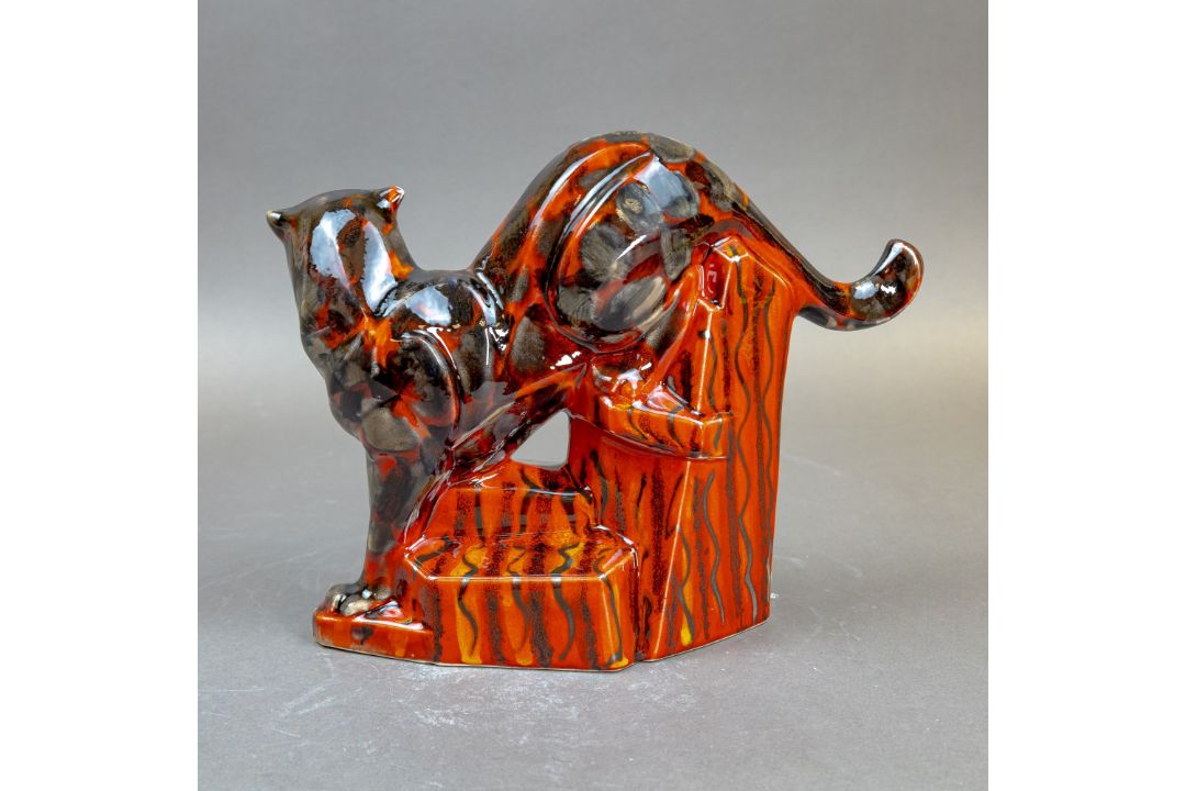 Anita Harris, stunning black & grey Cougar figurine with reactive glazes. Gold signed. H28cm - Image 5 of 7