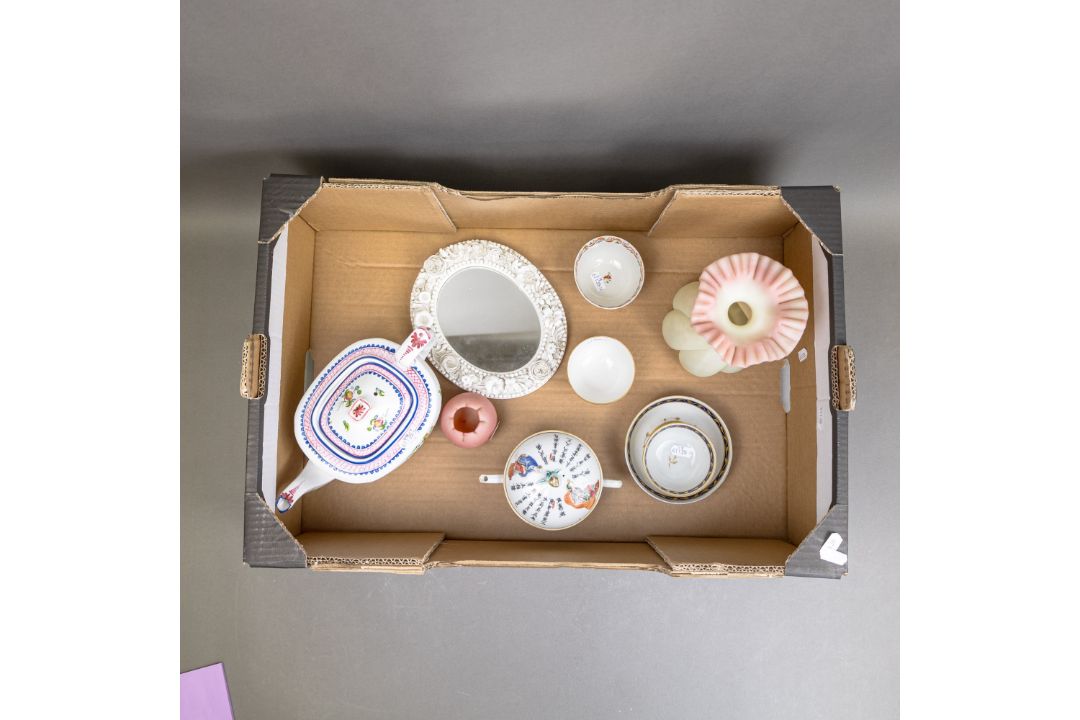 A group of various ceramics, to include a Chinese Famille Rose tea pot with 'Wu Shuang Pu' type - Image 9 of 9