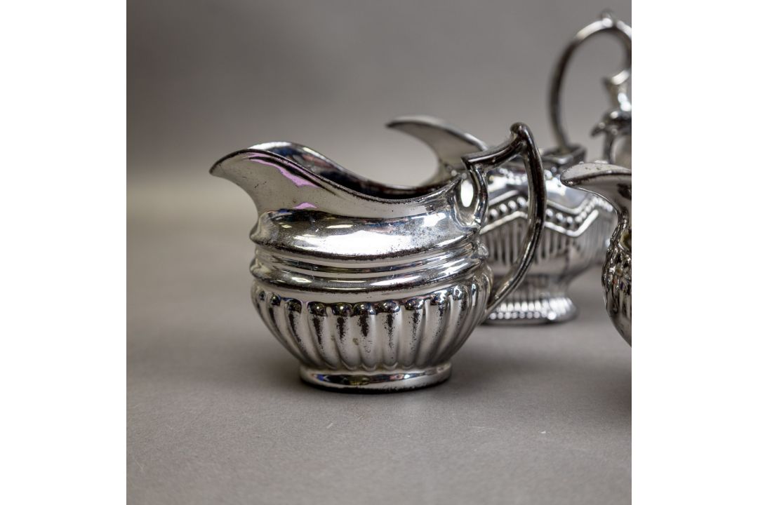 Late 19th/early 20th century ceramic chrome Lustre glaze tea pot, covered hexagonal, fluted sugar - Image 4 of 10