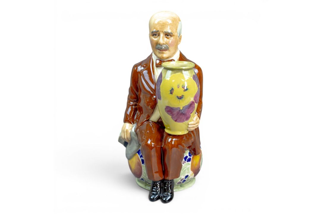 Kevin Francis, impressive William Moorcroft Toby Jug, limited edition 59/350. Modelled & signed by - Image 1 of 6