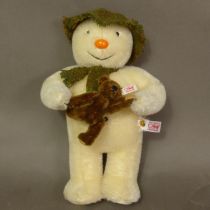 Boxed Steiff The Snowman 'Dancing with Teddy', no 00311, with CoA, height 26cm.