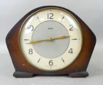 Wooden Mantle Clock With Circular Face Complete With Key. H 20cm x W 24cm