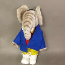 Boxed Steiff Rupert Classic Edward Trunk, no 01005, with CoA, height 28cm.
