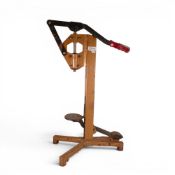 Cast Iron manual wine bottle corker. (H: 70cm)