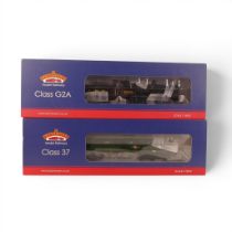 Bachmann OO gauge locomotives to include 32-782 Class 37/0 Diesel D6801 BR green and 31-480 Class