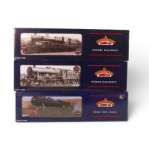Bachmann OO gauge locomotives to include 32-178 Crab 2715 LMS Lined Black, 31-185 Jubilee Class 5563