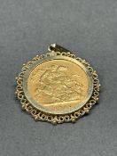 Queen Victoria 1899 gold half Sovereign in a 9ct pendant mount, combined 5.49g.