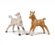 Beswick Small Stretched Foal in Palomino Gloss Model 997 & Small Stretched Foal in Grey Gloss
