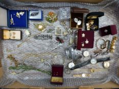 Vintage and modern costume jewellery to include necklaces, rings, cufflinks, watches, etc (1 tray).