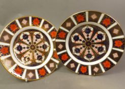 A pair of Royal Crown Derby 1128 pattern dessert/salad plates, diameter 21.5cm (2).