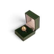 9ct gold set South Sea pearl 11-12 mm & 50 x tapered baguet diamonds (0.4ct) ring size M, gross 4.