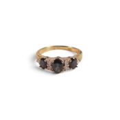 18 ct yellow gold sapphire & diamond ring size N. 3.75g.
