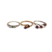 3 x 9ct gold rings - white gold & garnet size P, yellow gold & garnet size N & un hallmarked