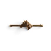 Yellow metal horses head bar brooch, eectronically tested to be 10ct or better, 3.2g.