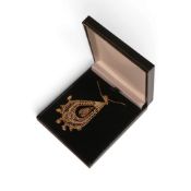 9ct gold large filigree pendant, with 9ct gold necklace, 4.7g.