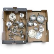 A quantity of metalware to include a 4 piece Old English Pewter tea set - teapot, water jug, sugar