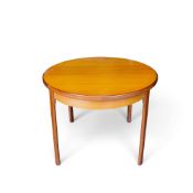 Mid-century modern oval teak extending dining table. Collection/courier only (H: 75cm x W: 137cm x
