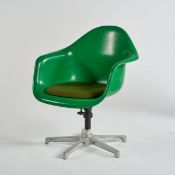 Charles Eames; Ray Eames, Höhenverstellbarer Armlehnstuhl 'PAS', 1950-53 (Entwurf)