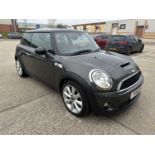 2011 Mini Cooper S 1.6, 3dr, manual, finished in grey, reg. no. PO61 OWU