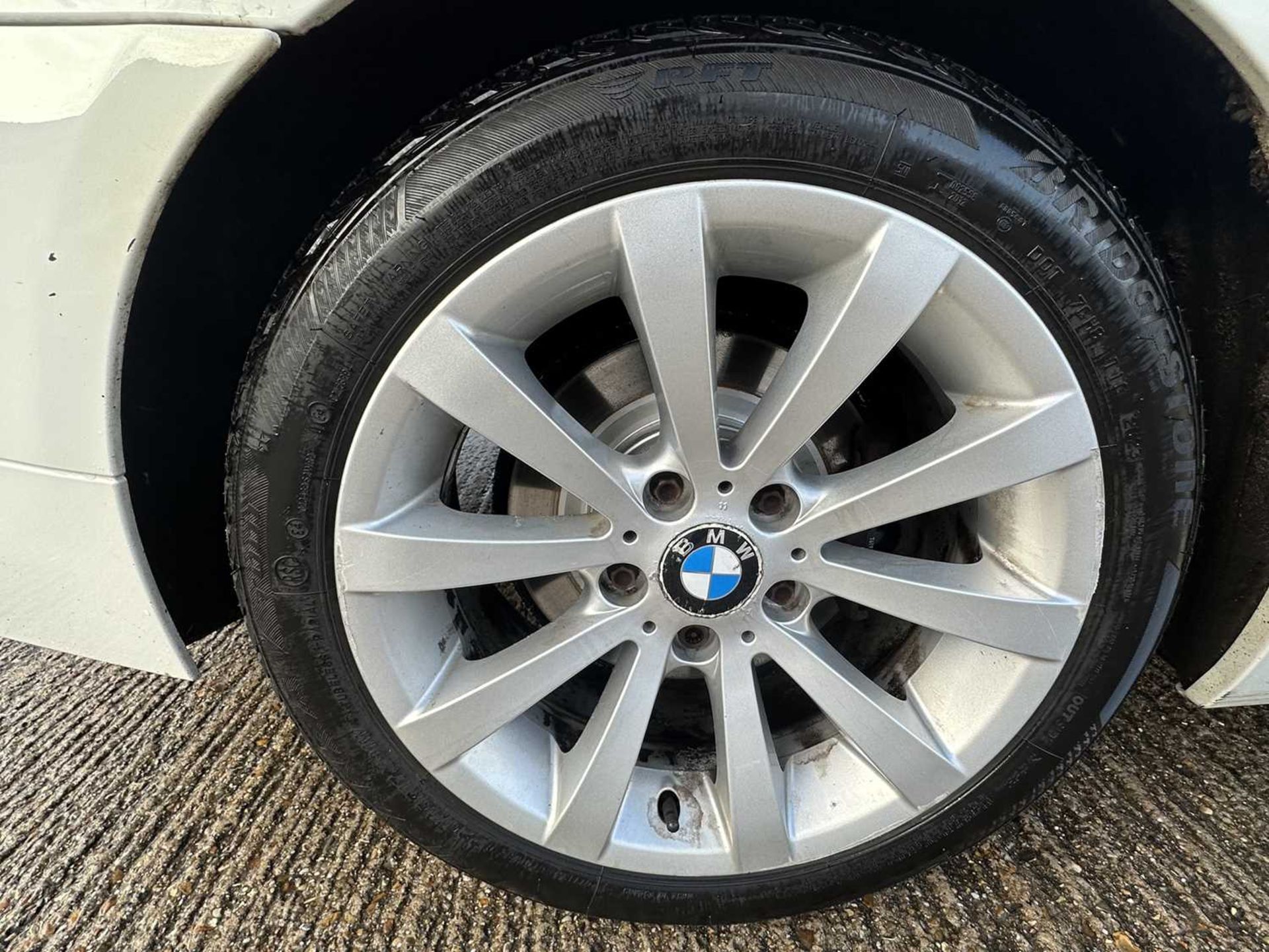 2009 BMW 320D SE Business Edition Touring, automatic, finished in white, reg. no. EK59 ZTY. - Image 37 of 37