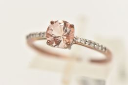 A 9CT GOLD MORGANITE AND DIAMOND RING, hallmarked 9ct Birmingham, ring size N, approximate gross