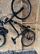 AN INDUR MOUNTAIN BIKE with front and rear suspension, 18 speed Shimano gears, 18in frame