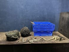 A BOX CONTAINING NARROW BOAT ITEMS including two buttons, three lock keys, stakes, etc